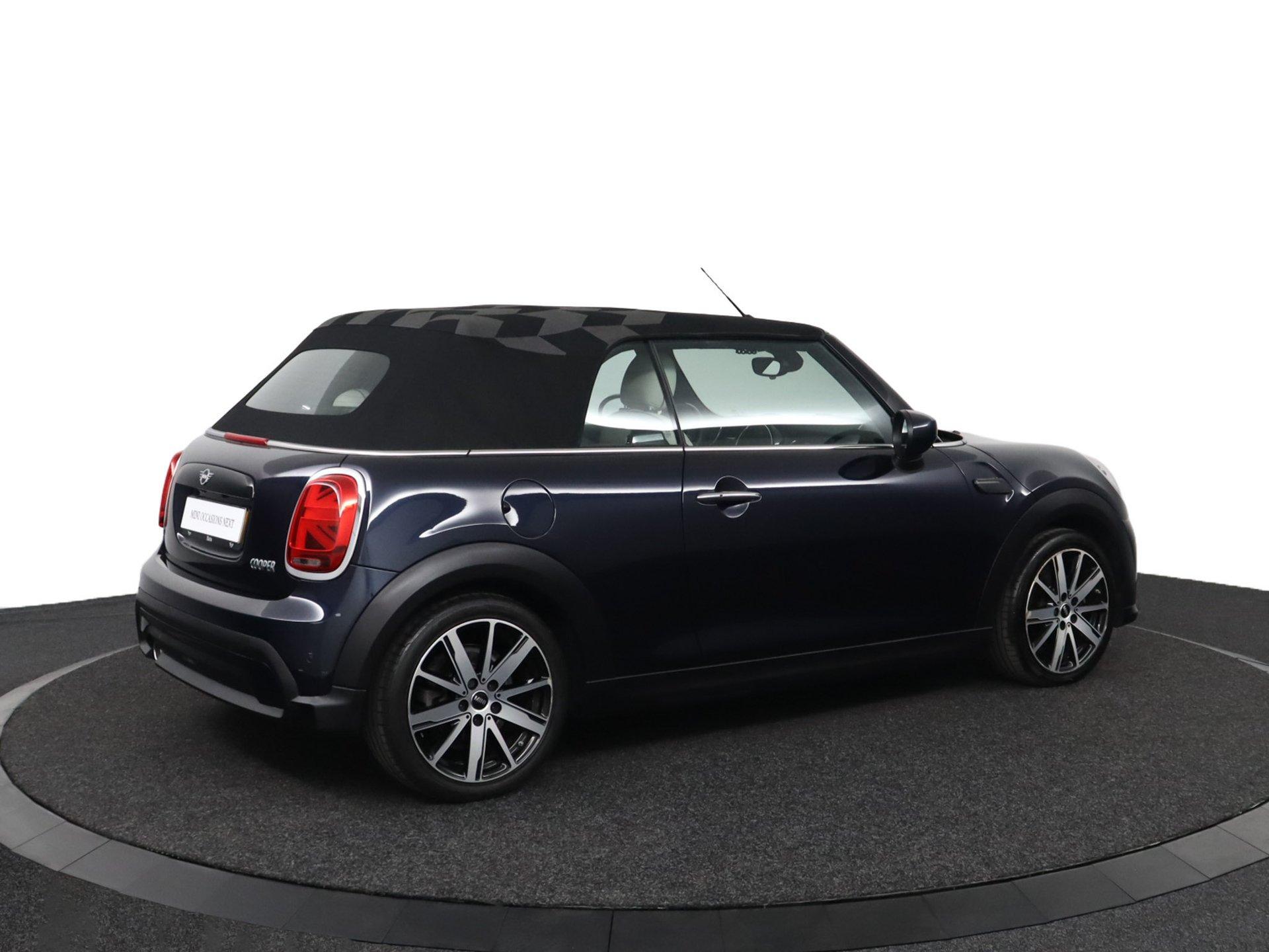 MINI Cabrio 1.5 Cooper Classic - Afbeelding 2