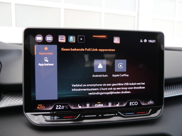 Apple Carplay/Android Auto Apple Carplay/Android Auto