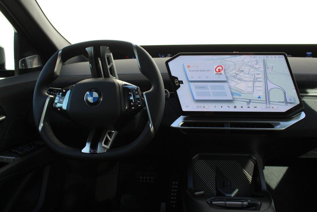 BMW iX3 34