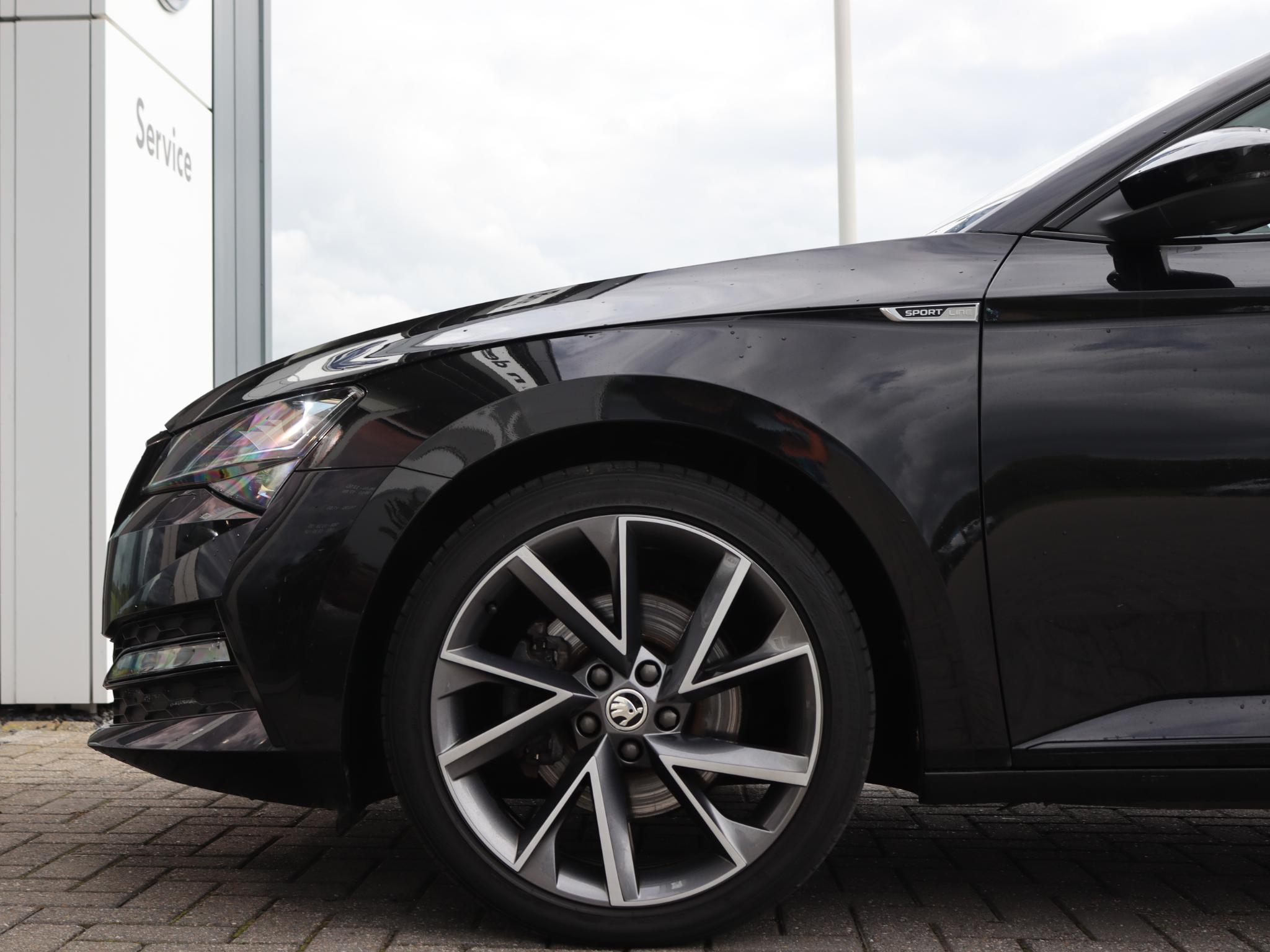 Škoda Superb Combi 1.4 TSI 218 PK DSG iV Sportline Business - Afbeelding 2