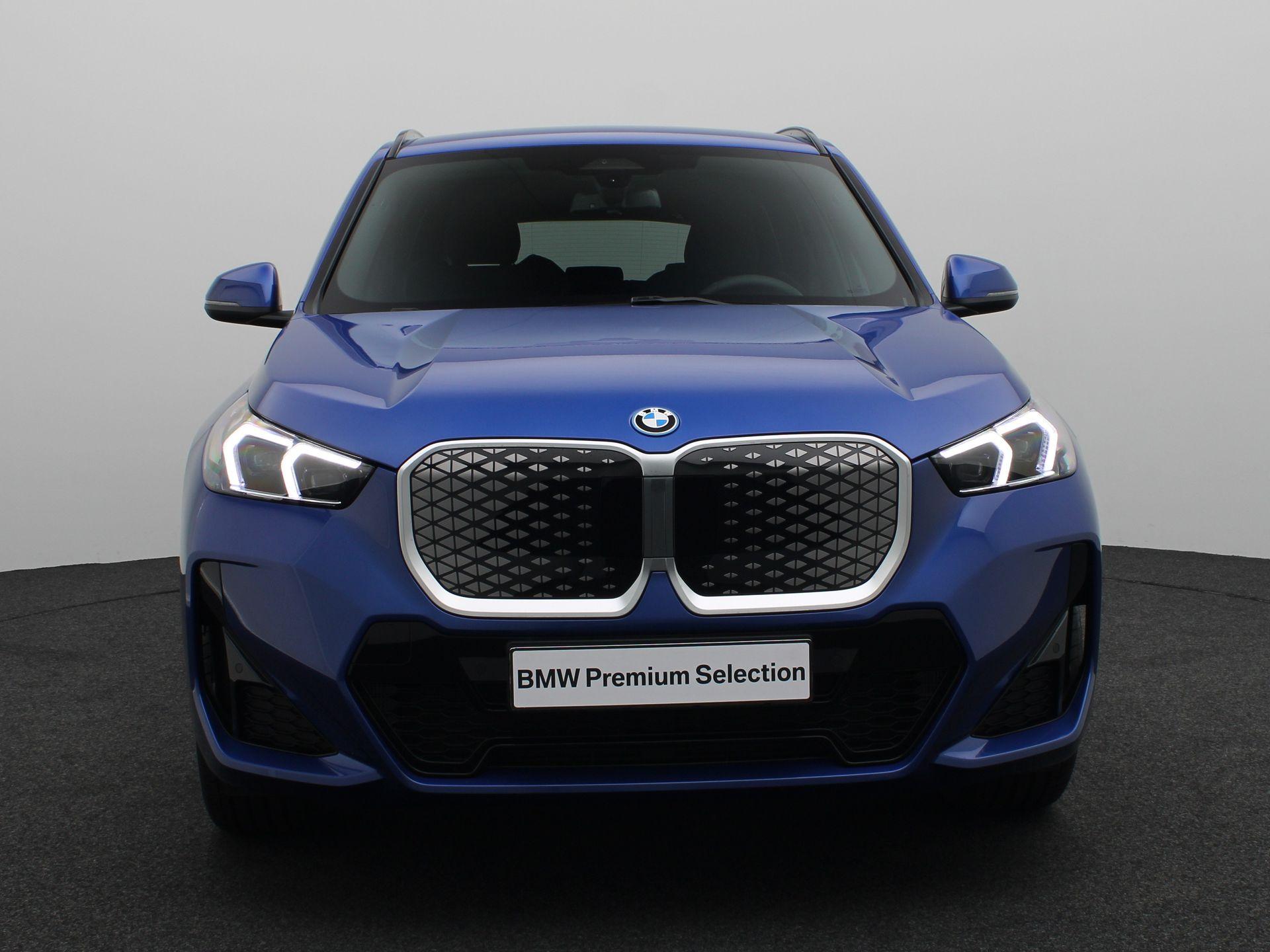 BMW IX1 M Sport Edition - Afbeelding 3