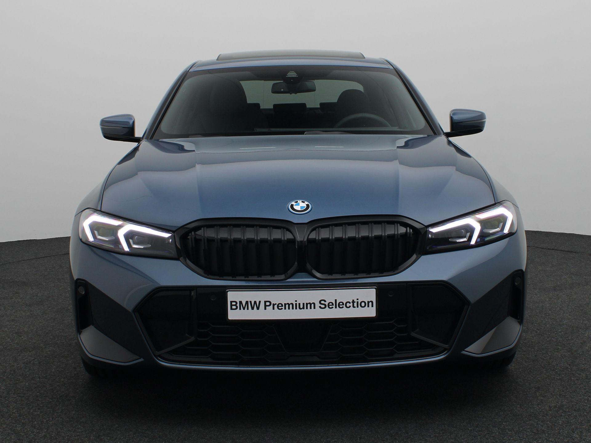 BMW 3-serie 330e - Afbeelding 3