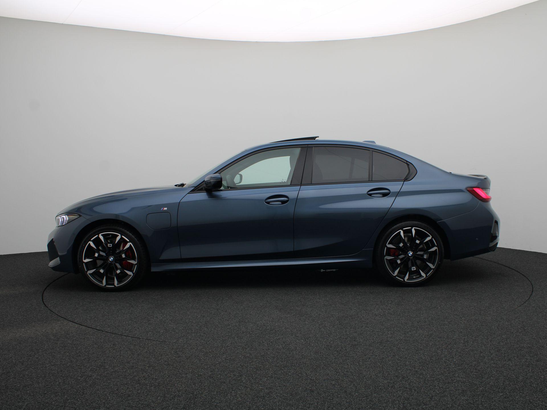 BMW 3-serie 330e - Afbeelding 4