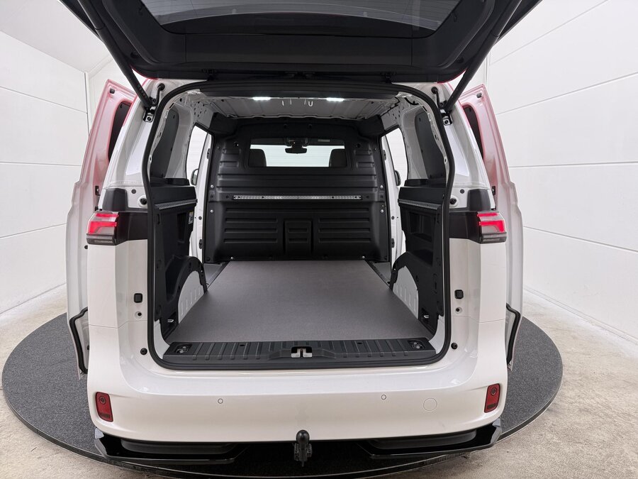Volkswagen Bedrijfswagens ID. Buzz Cargo Bulli Limited Edition 250 kW / 340 pk 4MOTION