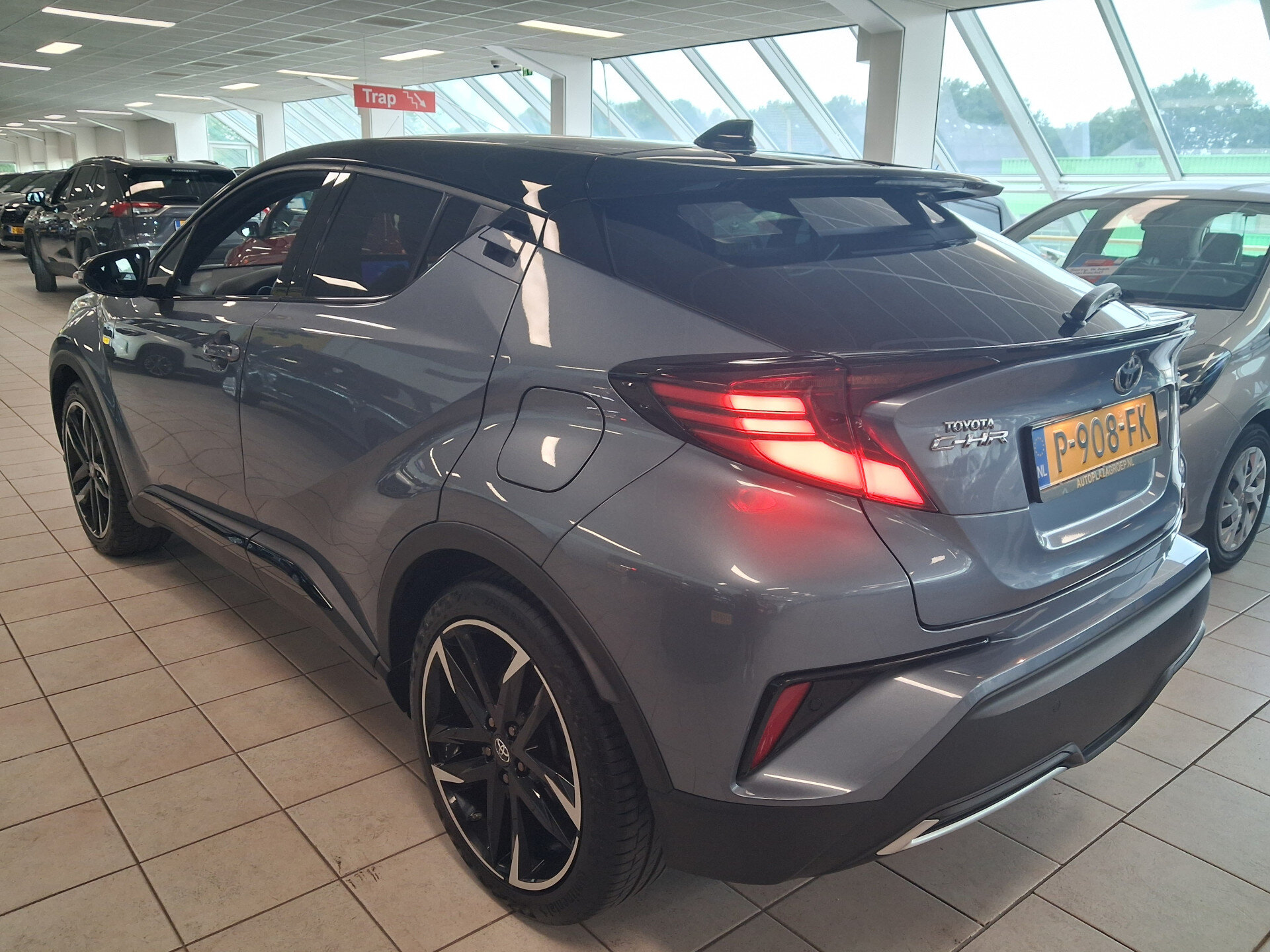 Toyota C-HR 2.0 Hybrid GR-Sport - Afbeelding 4