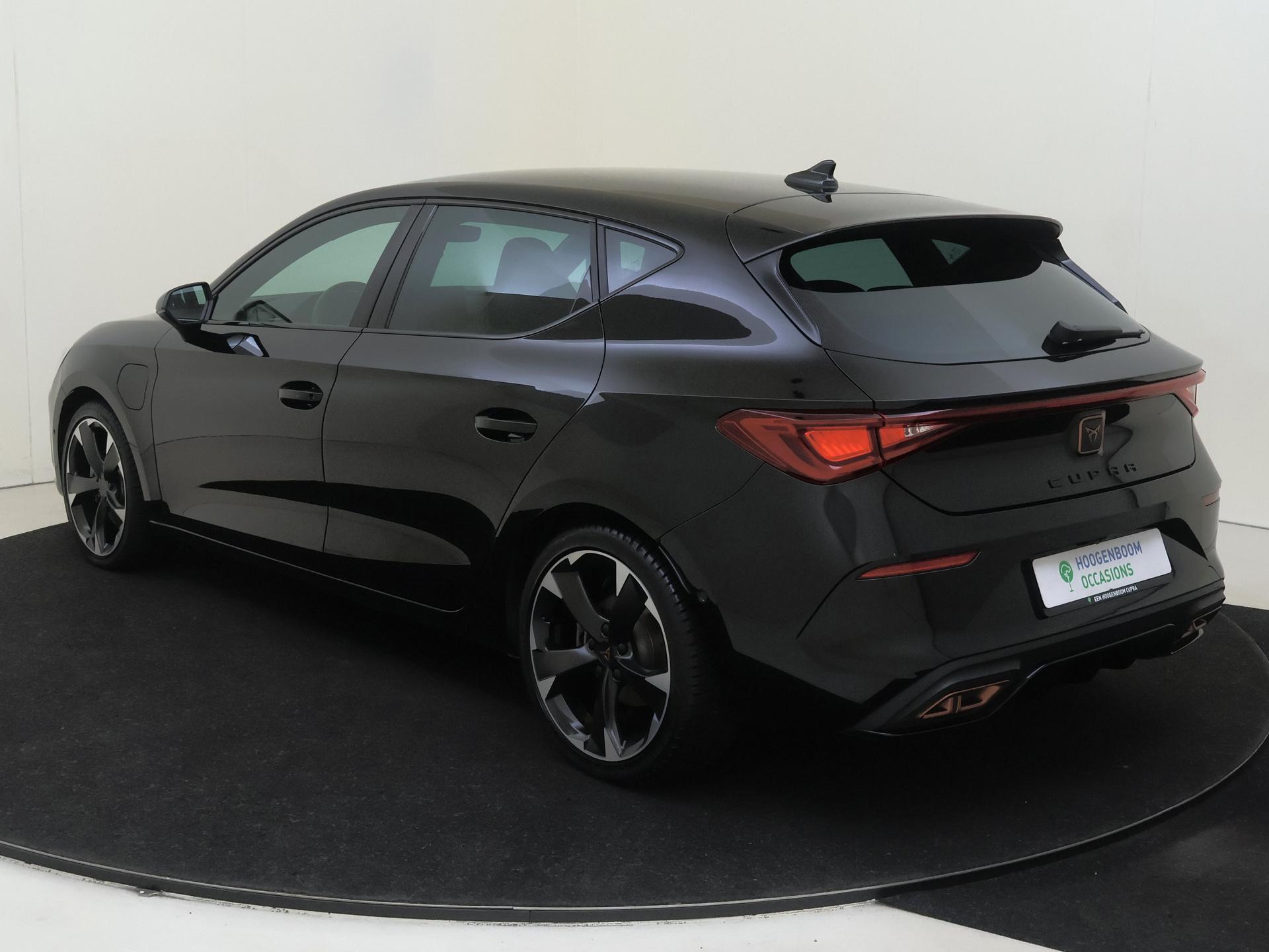 Cupra León