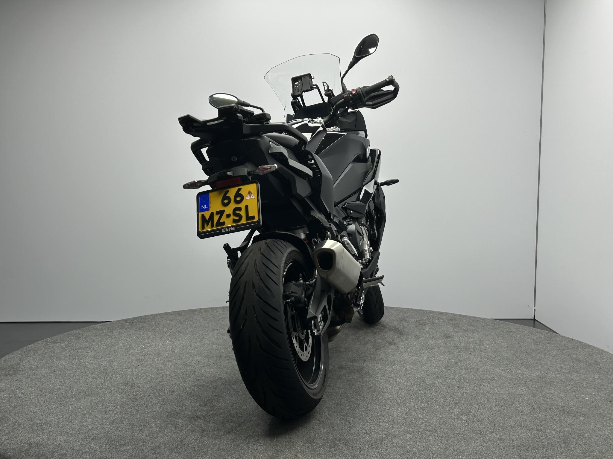 BMW S 1000 XR Triple Black - Afbeelding 3