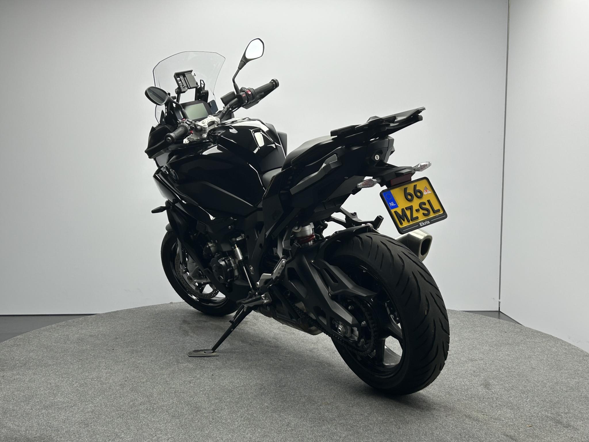 BMW S 1000 XR Triple Black - Afbeelding 4