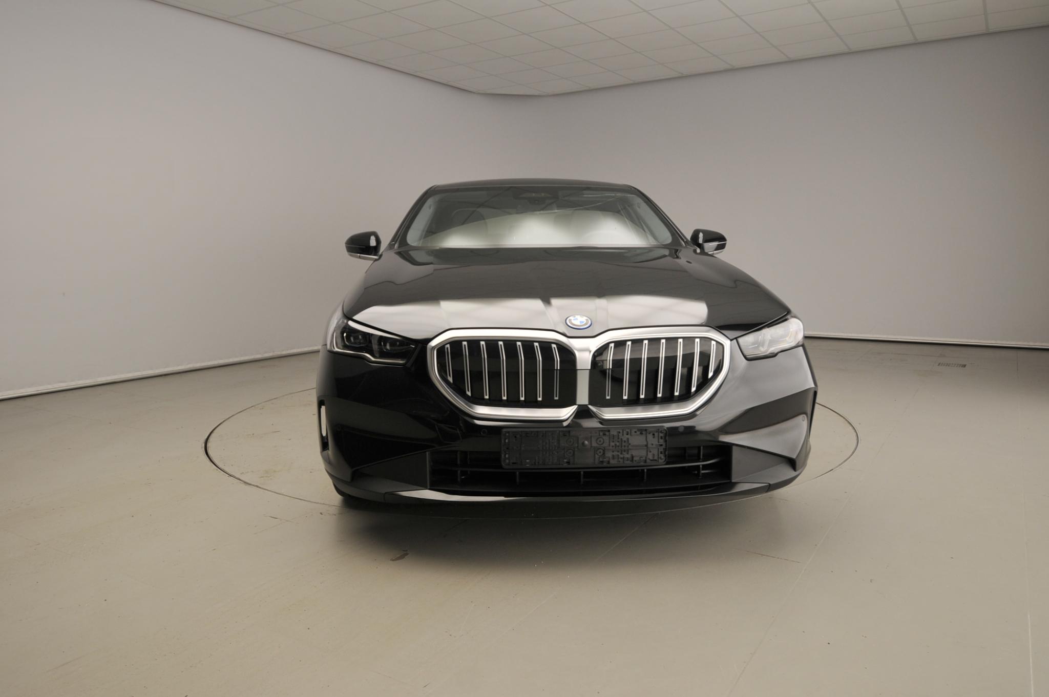 BMW 5 Serie Sedan 530e - Afbeelding 5