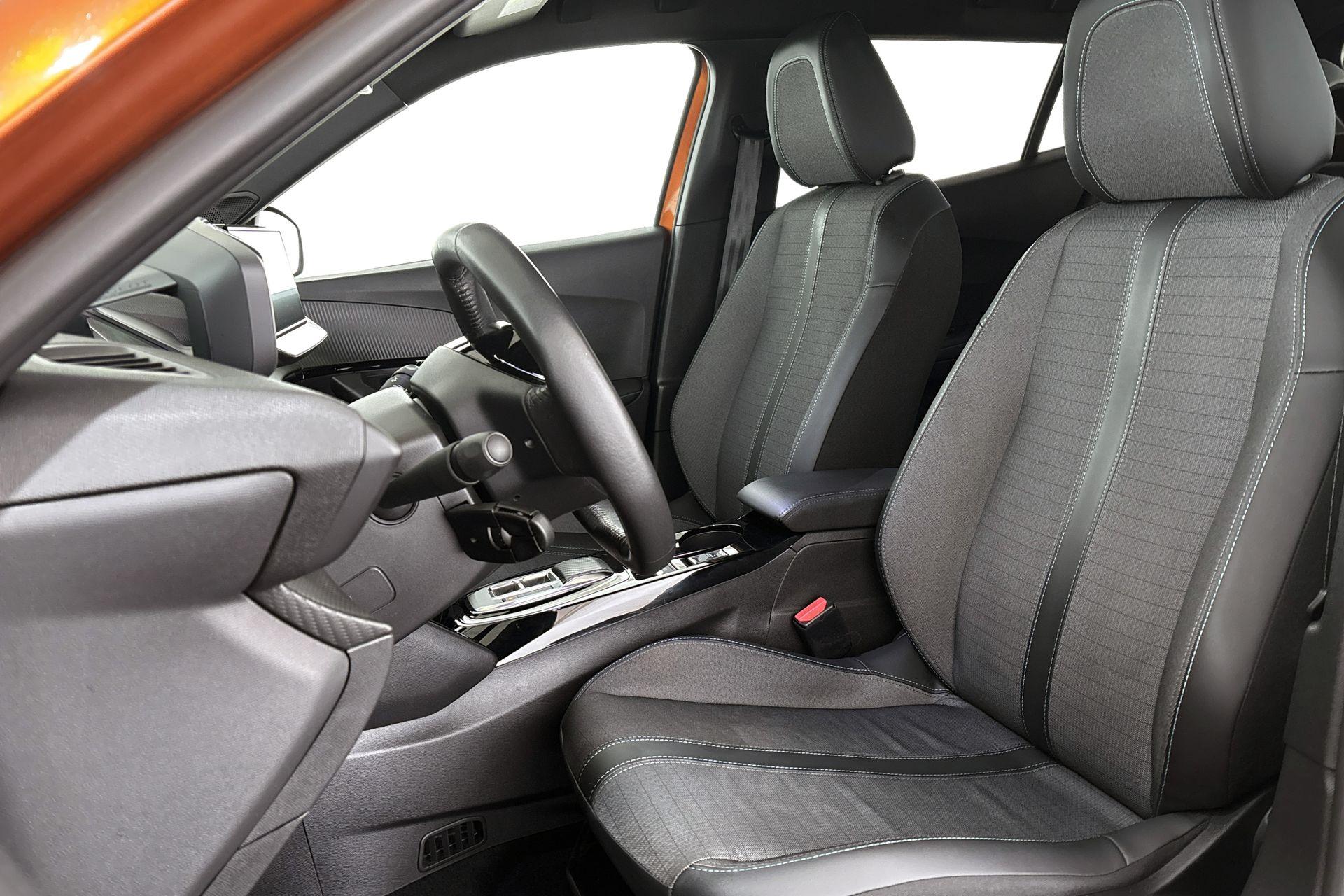 Peugeot e-2008