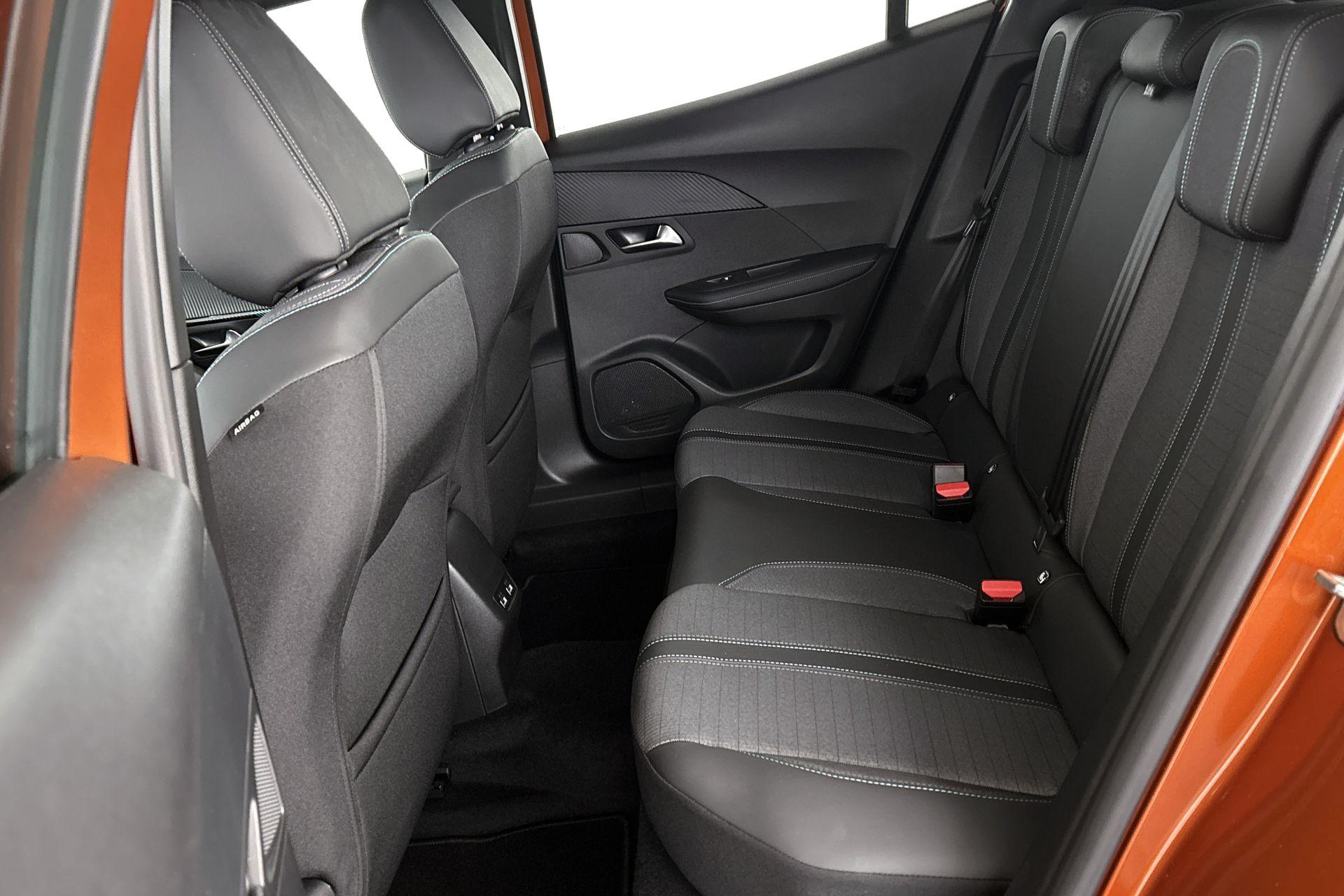 Peugeot e-2008