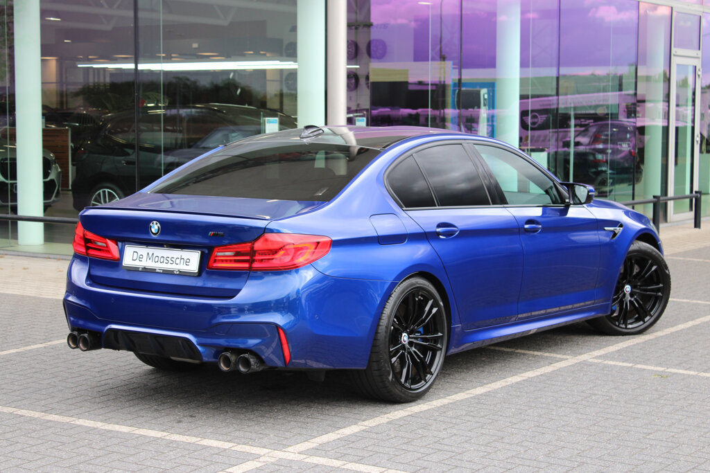 BMW M5 30