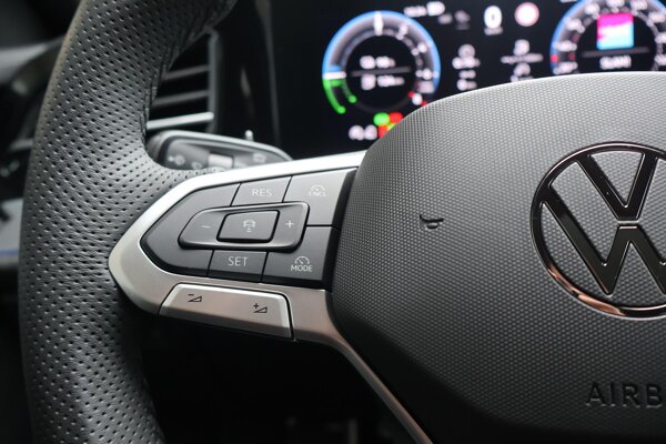 cruise control adaptief met Stop&Go en stuurhulp cruise control adaptief met Stop&Go en stuurhulp