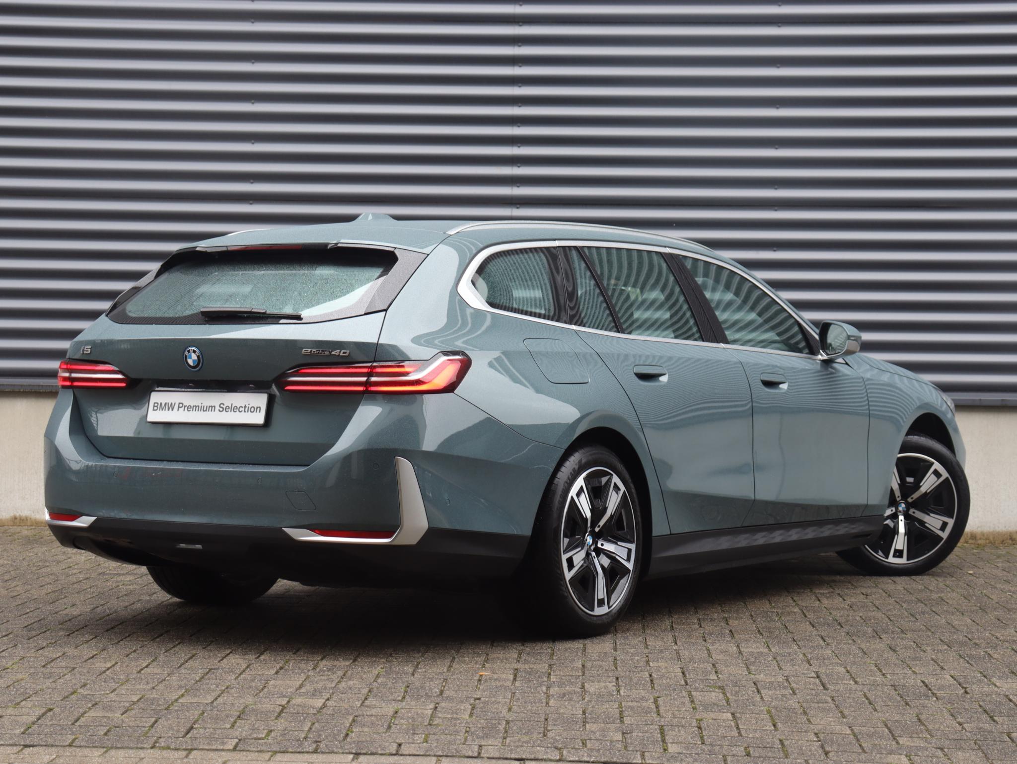 BMW i5 Touring eDrive40 - Afbeelding 2