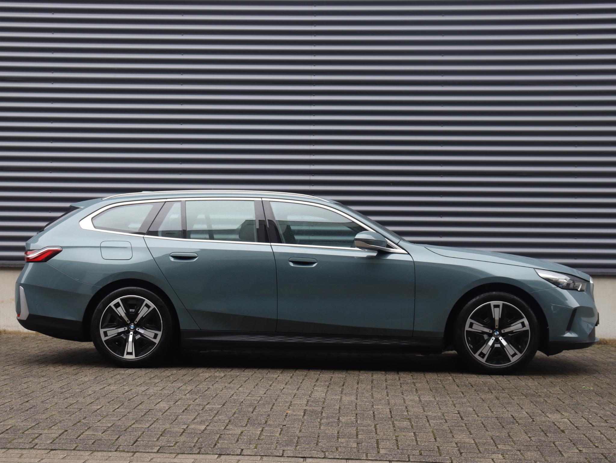BMW i5 Touring eDrive40 - Afbeelding 5
