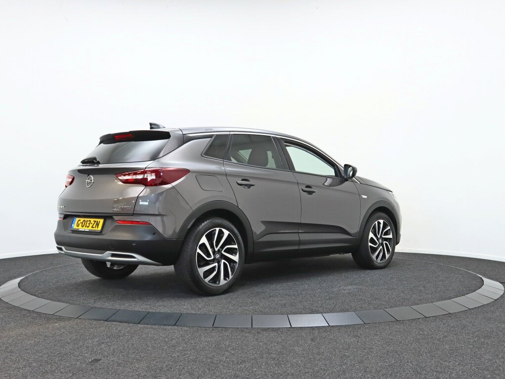 Opel Grandland X 1.2 Turbo Business Executive | Trekhaak | All-seasons - Afbeelding 2