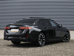 BMW 5-serie Sedan 550e xDrive - Afbeelding 2