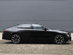 BMW 5-serie Sedan 550e xDrive - Afbeelding 5