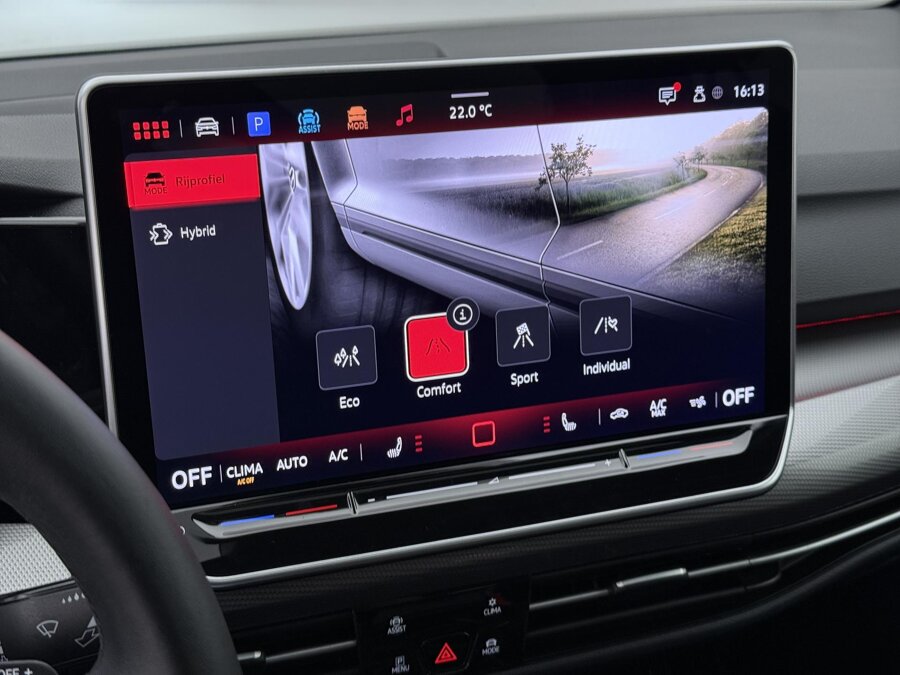 Volkswagen Golf 1.5 eHybrid 50 Edition