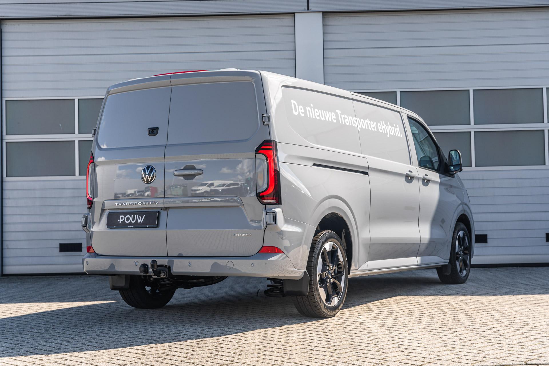 Volkswagen Transporter 2.5 eHybrid 233pk AUT L2H1 30 Bulli