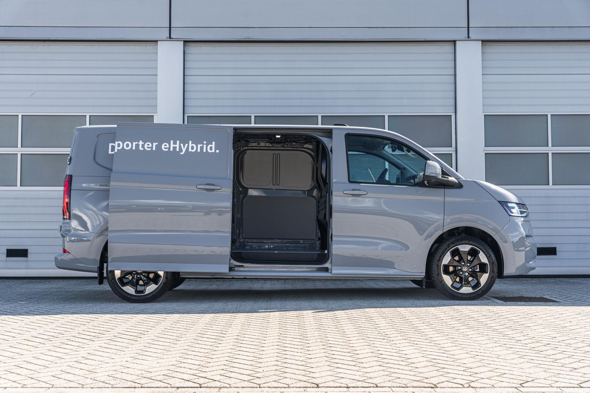 Volkswagen Transporter 2.5 eHybrid 233pk AUT L2H1 30 Bulli - Afbeelding 3