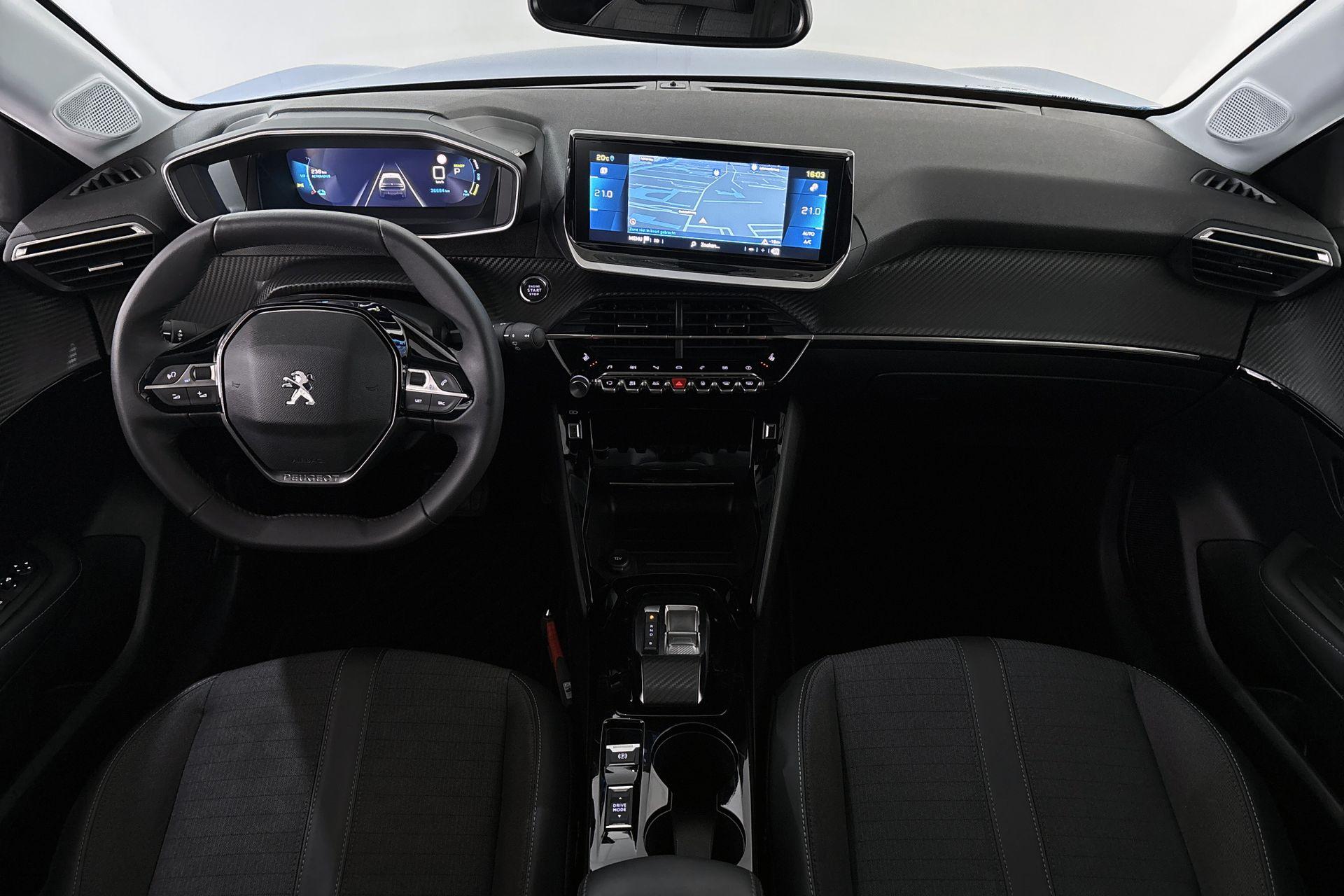 Peugeot e-208