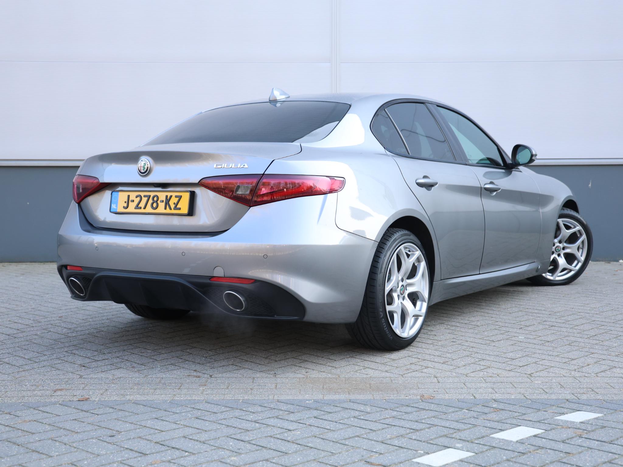 Alfa Romeo Giulia 200pk Super - Afbeelding 3