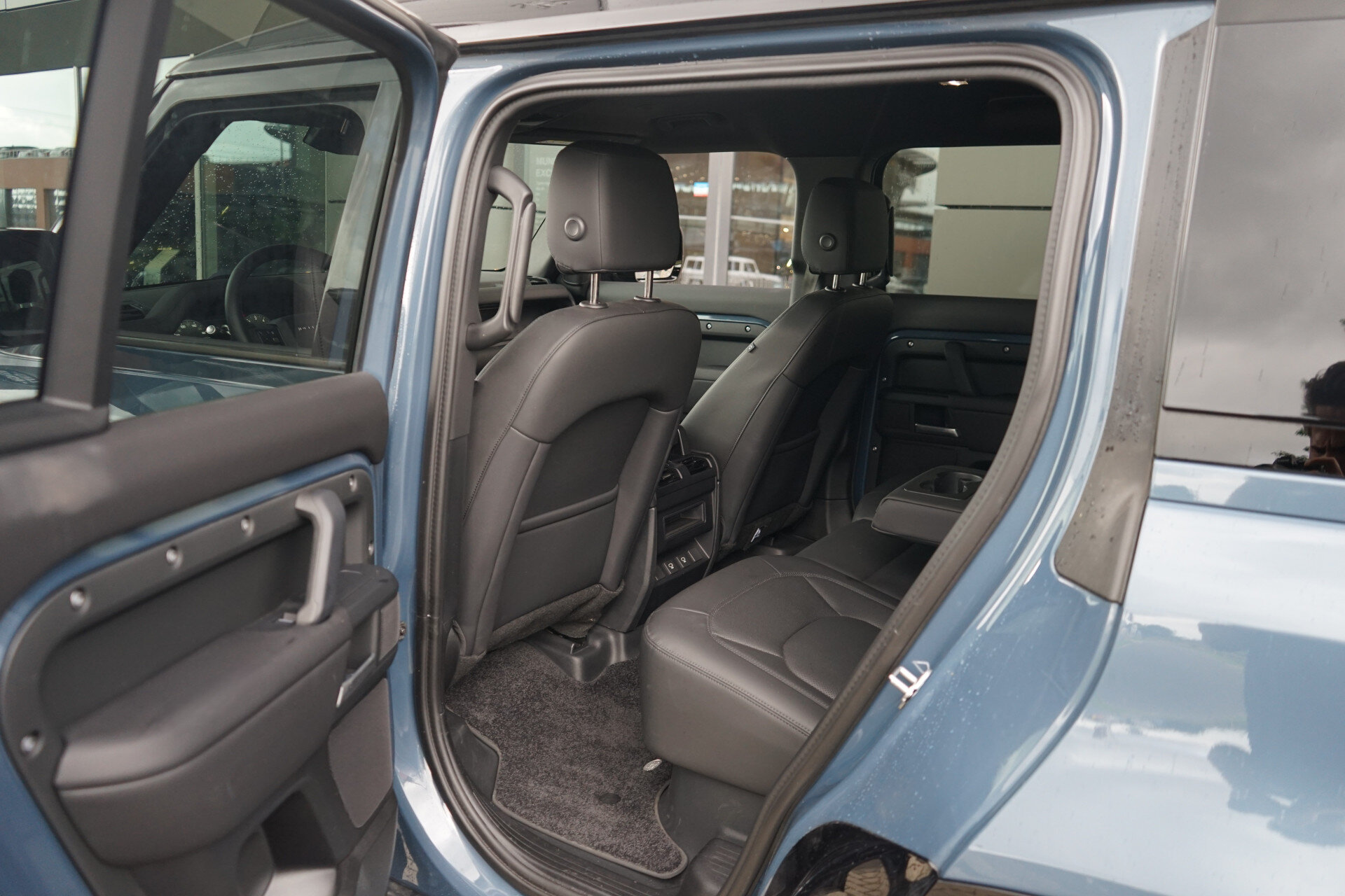 Land Rover Defender 110 2.0 P300e 110 X-Dynamic SE - Afbeelding 5