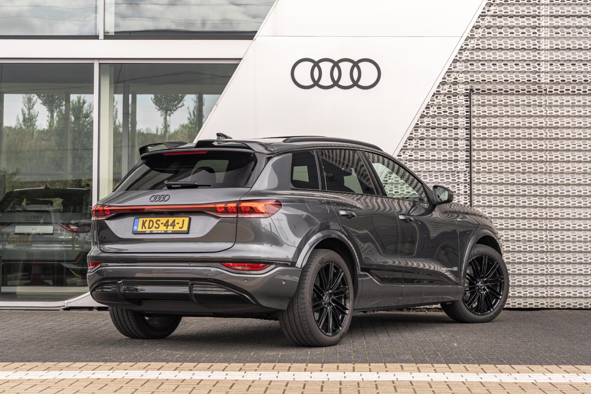 Audi Q6 S edition e-tron 83Kwh 185 kW / 252 PK SUV Elektri - Afbeelding 5