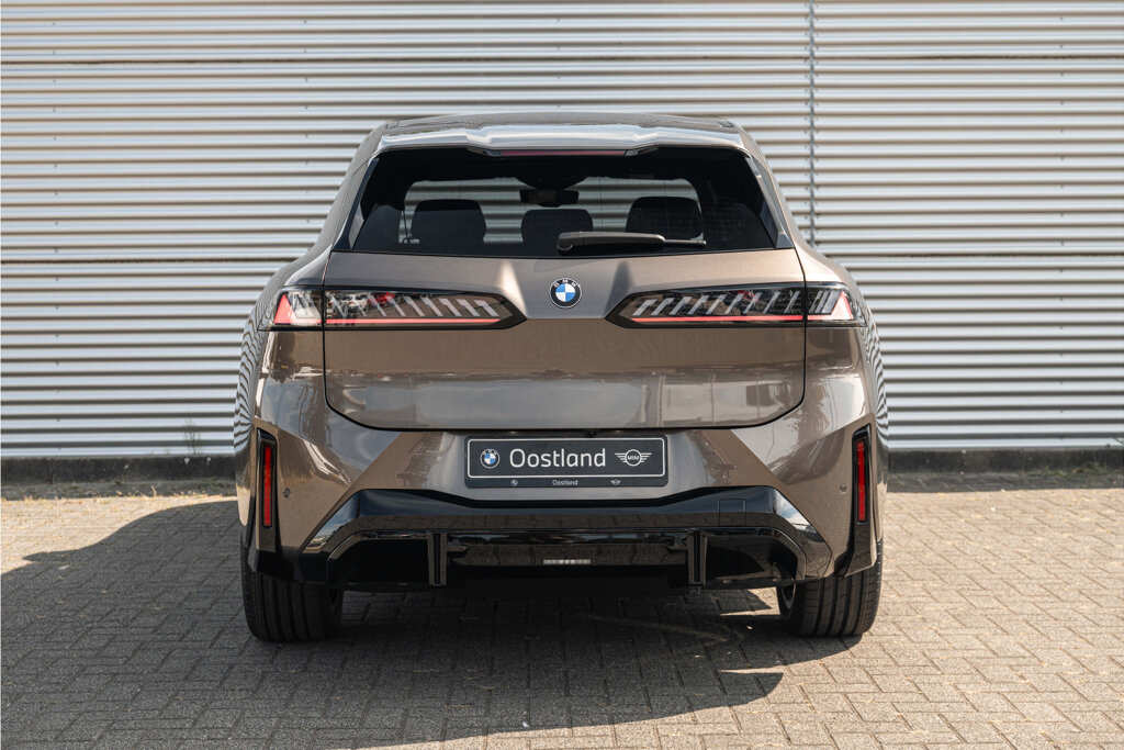 BMW iX3 16