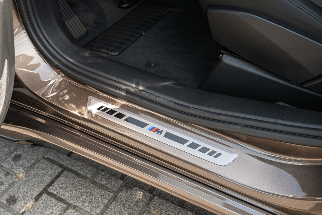 BMW iX3 41