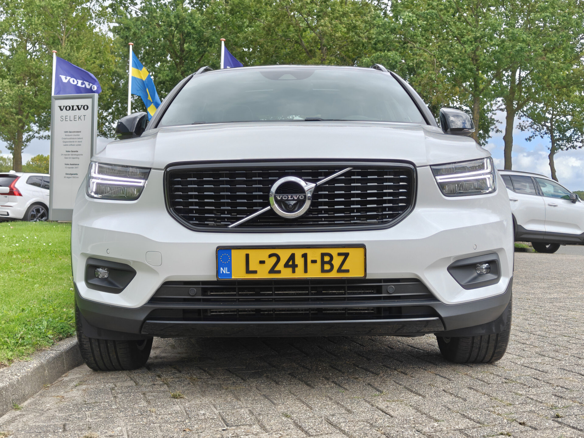 Volvo XC40 T5 211PK Plug-in Hybrid R-Design - Afbeelding 2