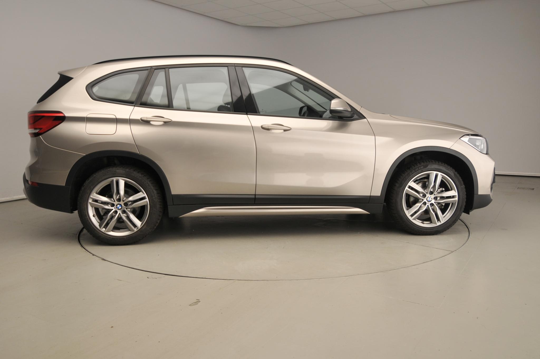 BMW X1 sDrive18i - Afbeelding 4