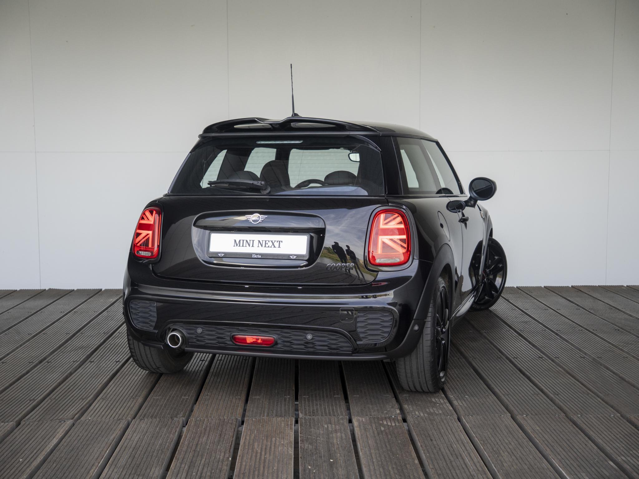 MINI 3-Deurs Aut. Cooper Dalston Edition - Afbeelding 2