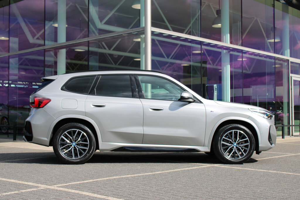 BMW X1 12