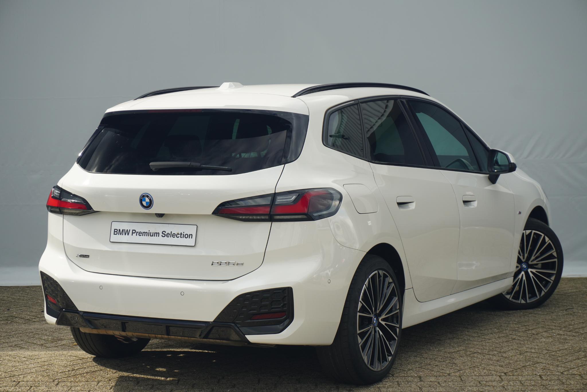 BMW 2 Serie Active Tourer 225e xDrive - Afbeelding 2