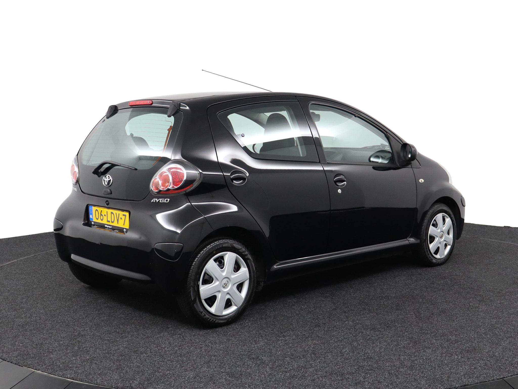 Toyota Aygo 1.0-12V Comfort - Afbeelding 2