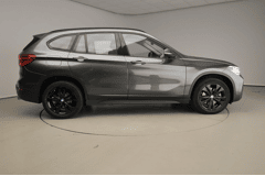 BMW X1 sDrive20i 190PK Automaat Executive - Afbeelding 4