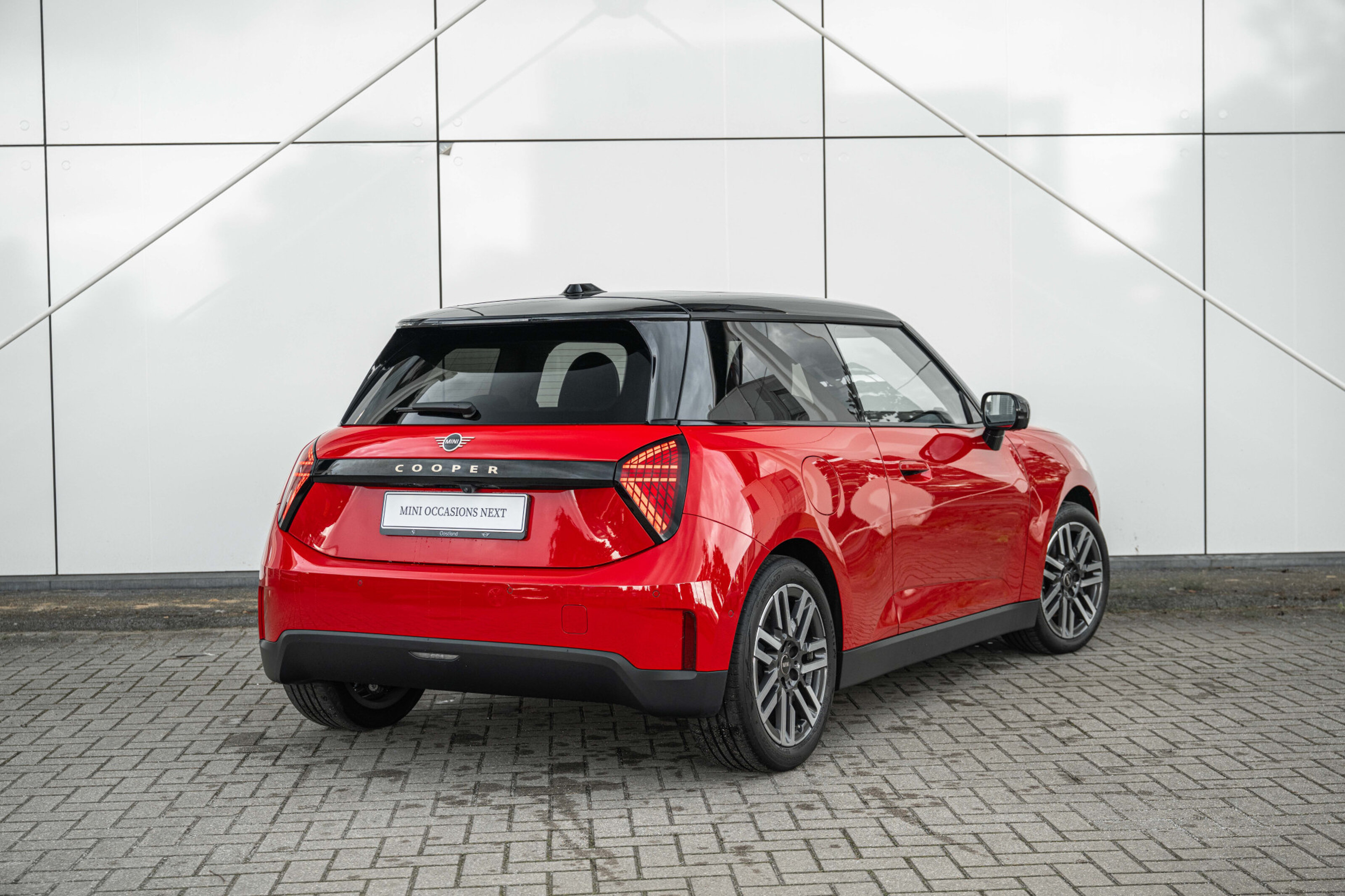 MINI 3-Deurs Hatchback Cooper E / Classic / Pakket L