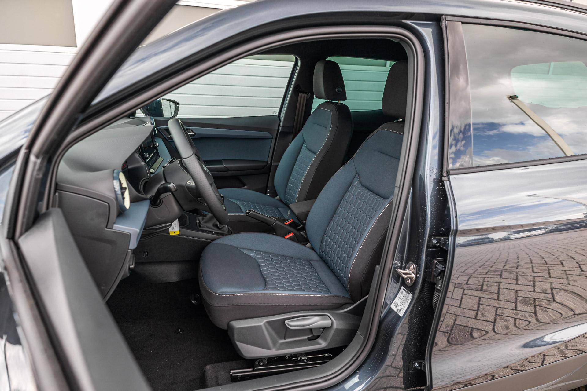 SEAT Arona 1.0 EcoTSI 95pk Style Business Connect - Afbeelding 4