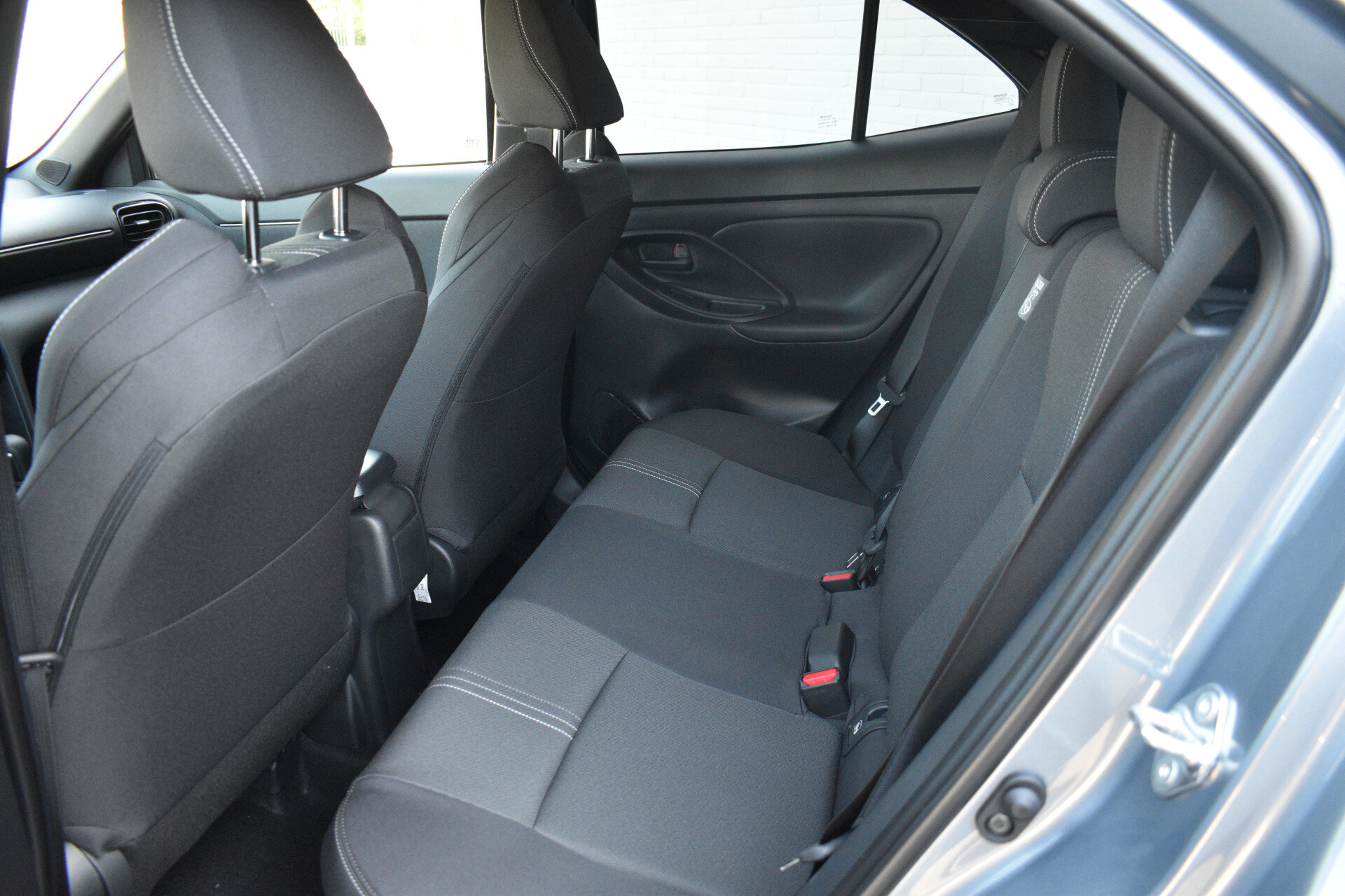 Toyota Yaris Cross 1.5 Hybrid 130 First Edition Automaat 130pk - Afbeelding 5