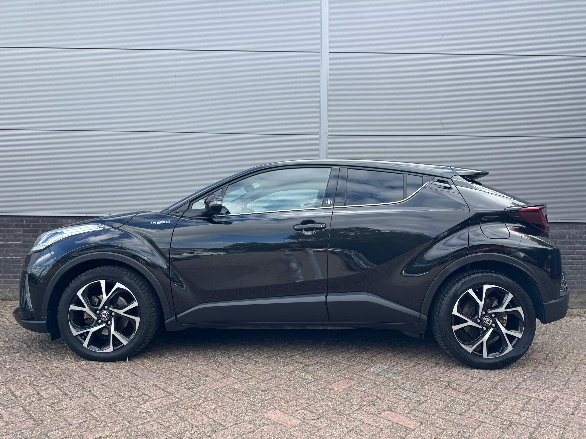 Toyota C-HR 2.0 Hybrid Dynamic Limited Stoel & Stuur verwarming - Afbeelding 2