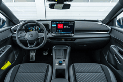 Volkswagen T-Roc 1.5 eTsi 150pk R-Line First Edition - Afbeelding 5