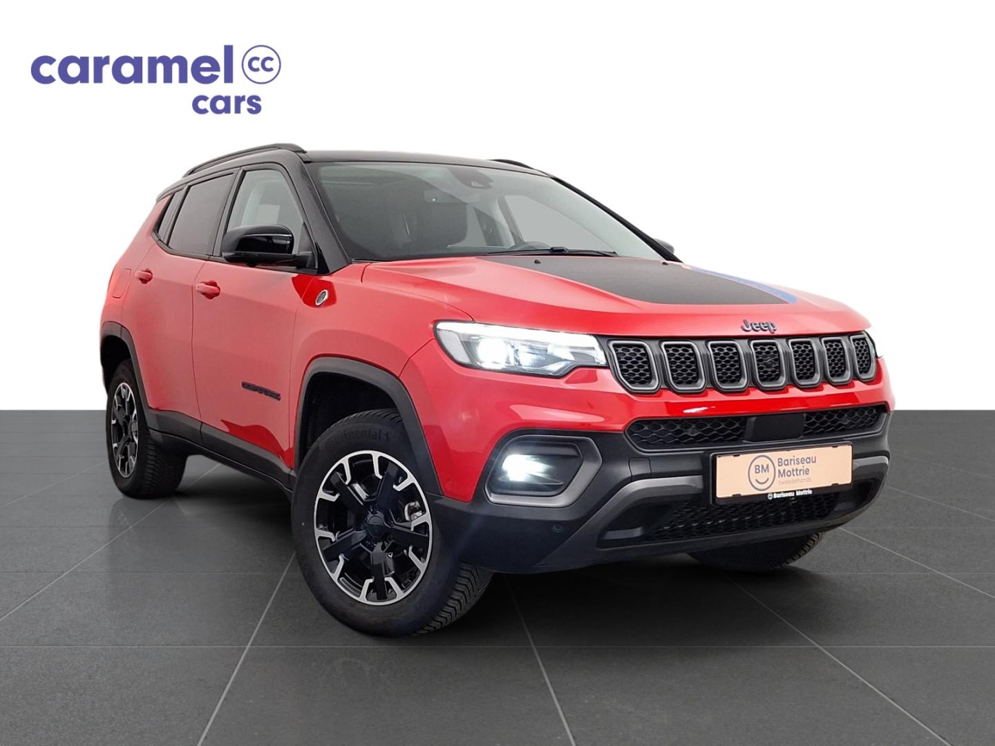 Jeep Compass TRAILHAWK PHEV 4X4 AUTOMAAT *LEDER*PANO DAK*OPEN DAK*ZETEL VERWARMING EN KOELING*CAMERA VOOR EN ACHTER*SENSOREN*