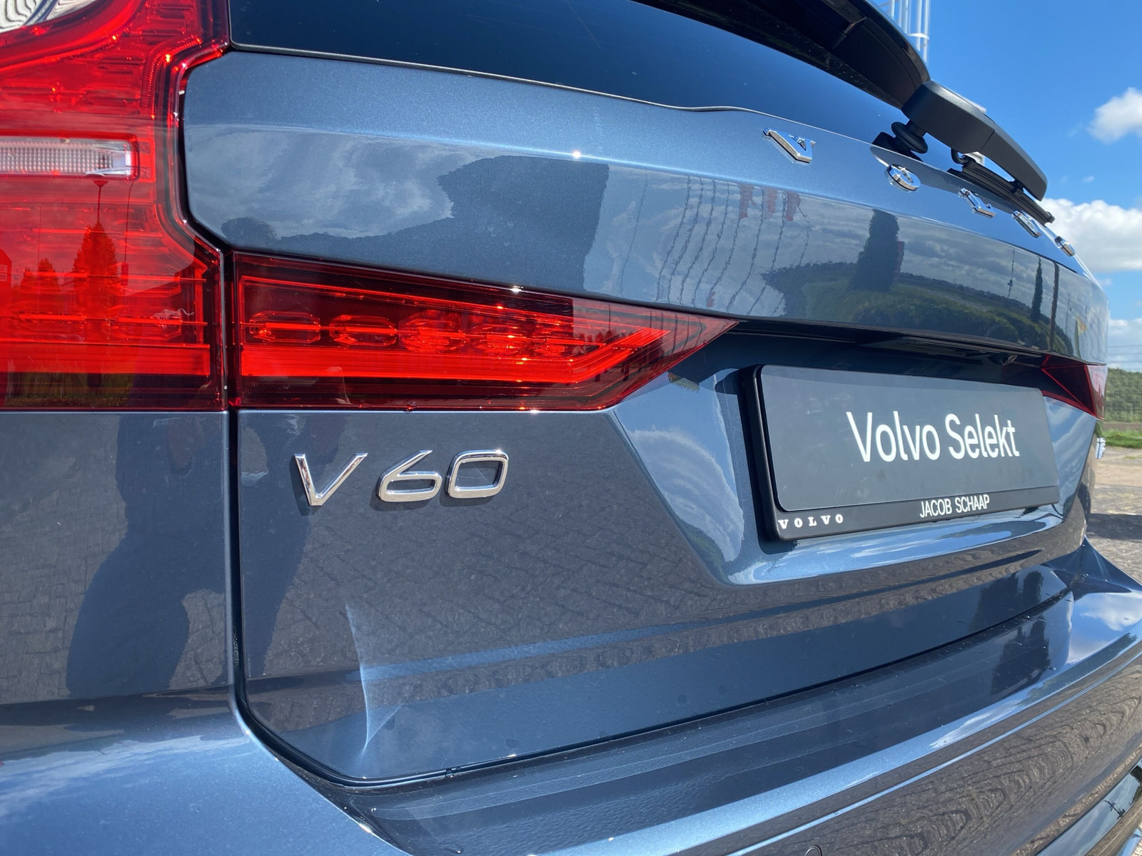 Volvo V60 2.0 T8 Plug-in hybrid AWD Plus Dark - Afbeelding 5
