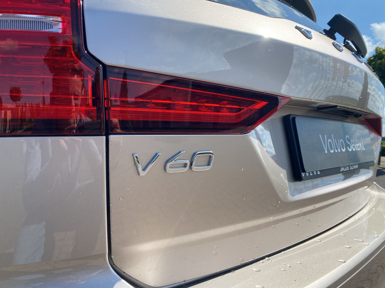 Volvo V60 2.0 T8 Plug-in hybrid AWD Plus Dark - Afbeelding 5