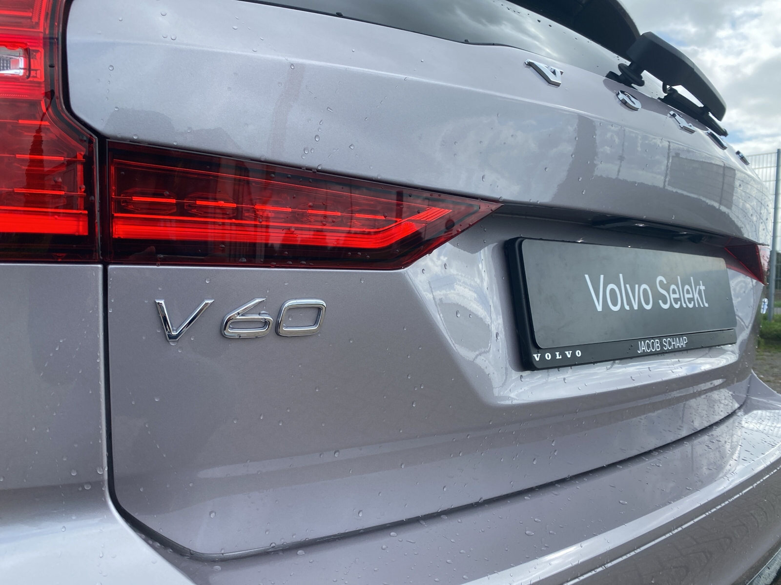 Volvo V60 2.0 T8 Plug-in hybrid AWD Plus Dark - Afbeelding 5