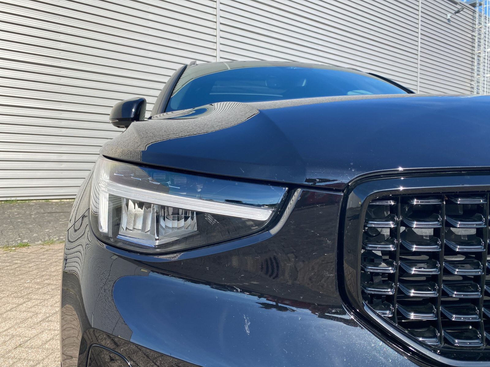 Volvo XC40 2.0 B4 Plus Black Edition - Afbeelding 4