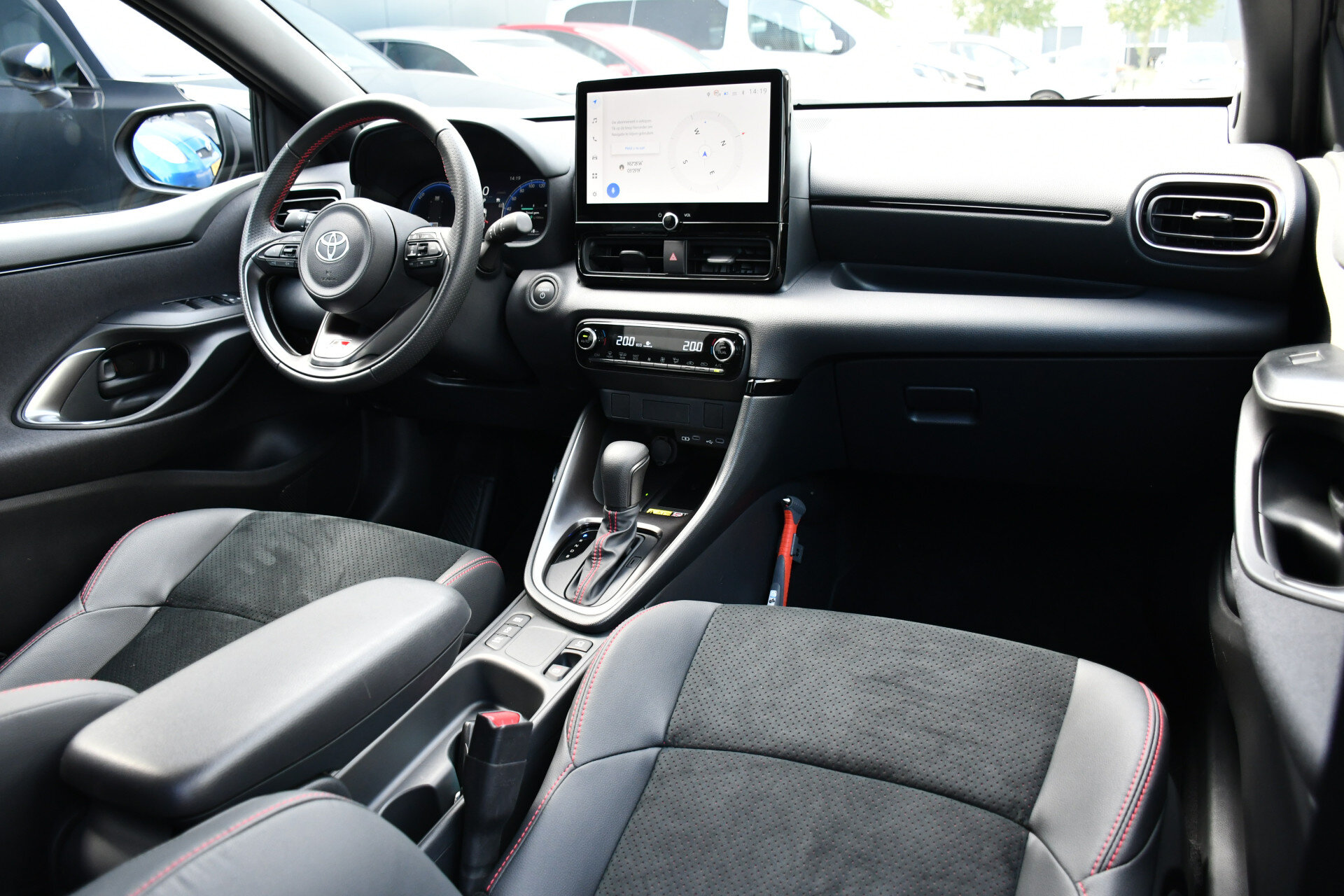 Toyota Yaris 1.5 Hybrid 130 GR SPORT Automaat 130pk - Afbeelding 4