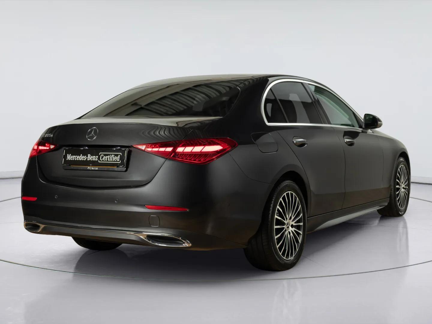Mercedes-Benz C-Klasse Limousine 300 e Luxury Line - Afbeelding 2